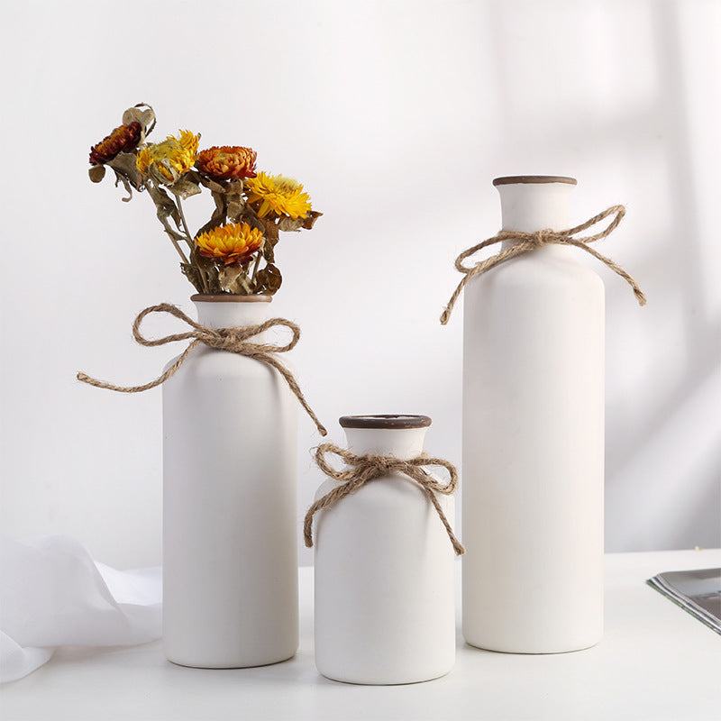 Ensemble de vases en céramique (blanc uni, moucheté et avec nœud de corde) pour décoration intérieure élégante

